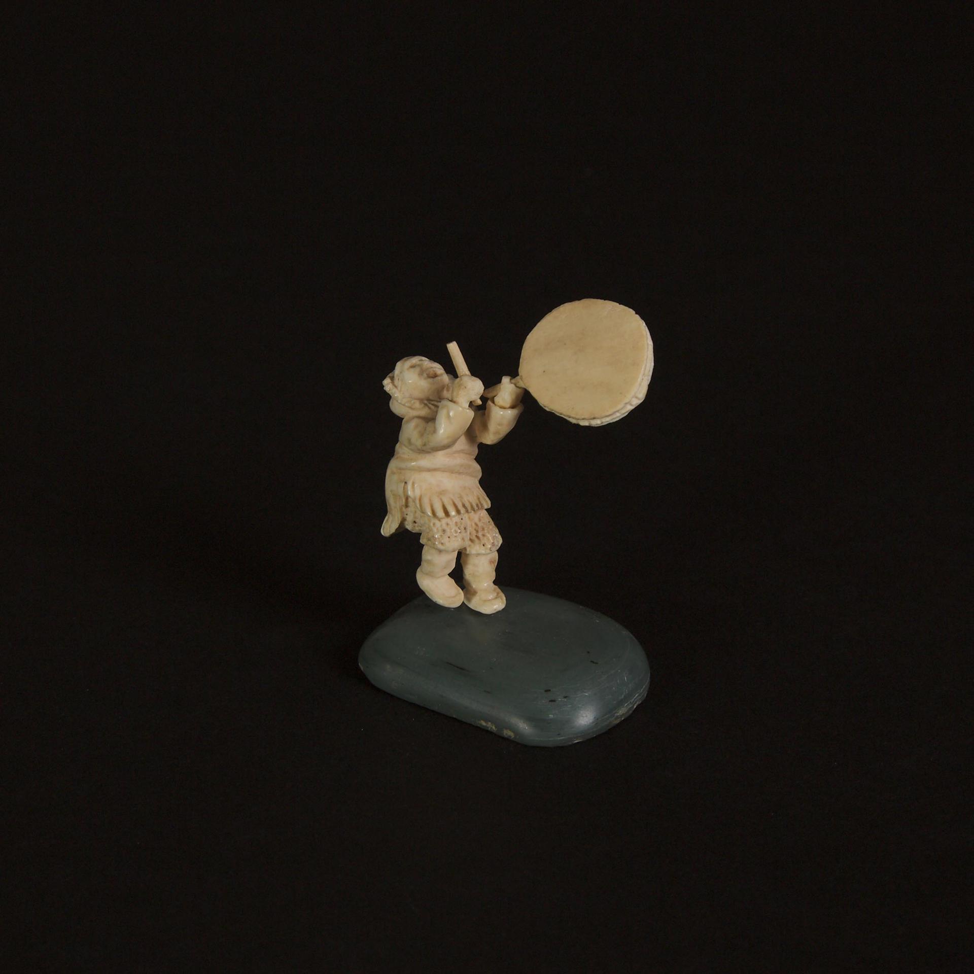 Manasie Akpaliapik (1955) - Miniature Drum Dancer