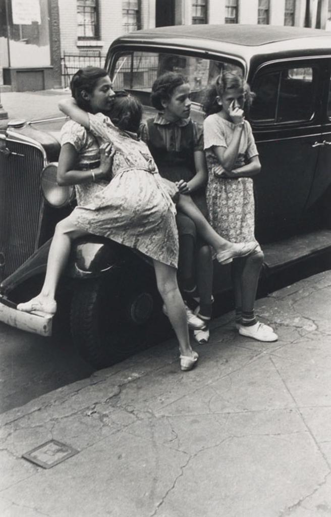 Helen Levitt (1913-2009) - Any Area
