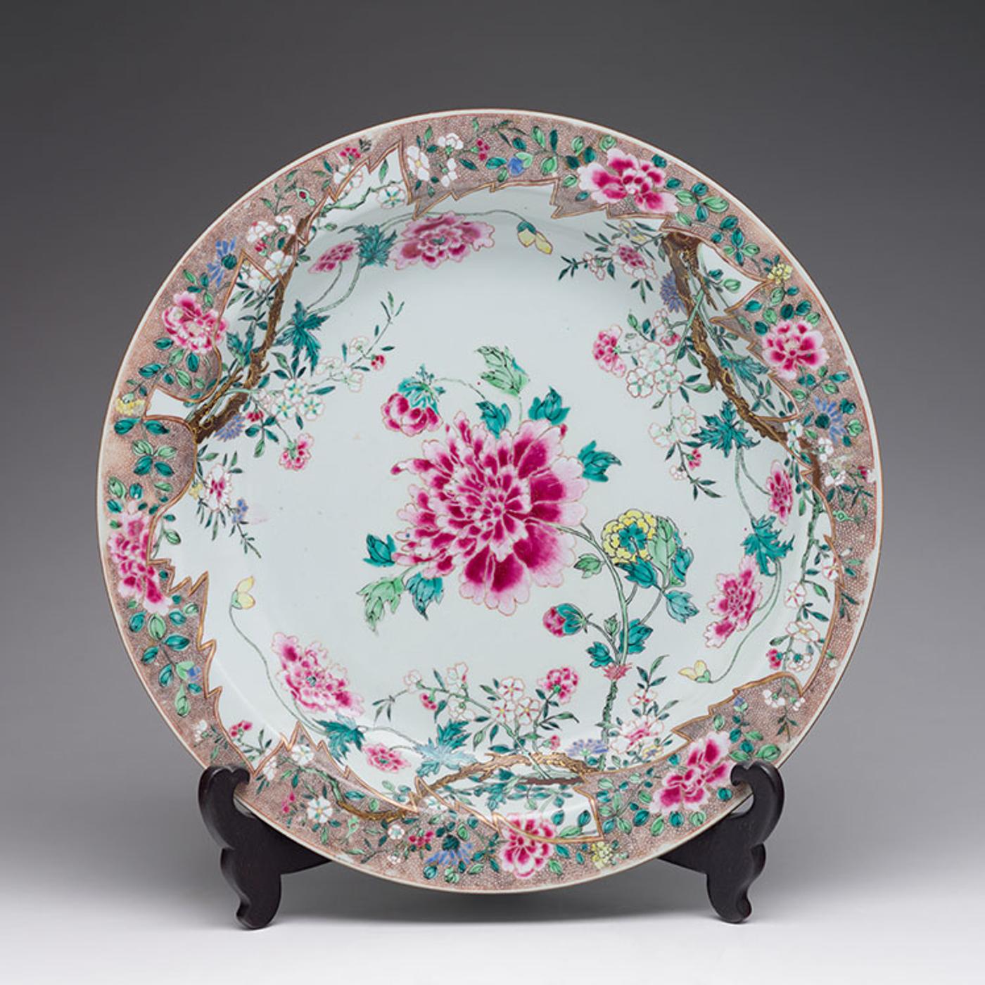 Chinese Art - A Large Chinese Export Famille Rose 'Peony' Bowl, 18th Century