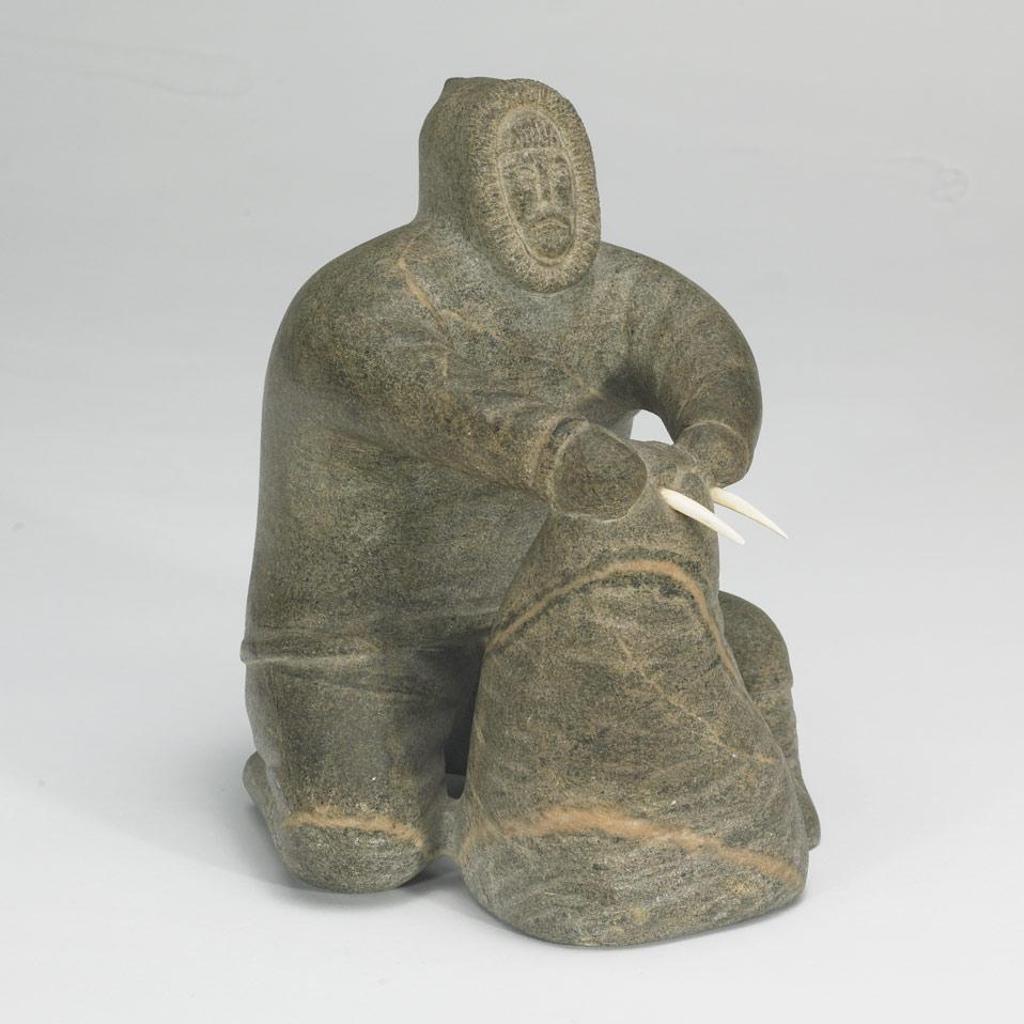 Elaigie Inuluk Kumak (1911) - Man With Walrus
