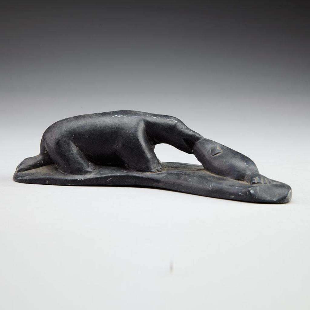 Daniel Nulukie (1943) - Bear With Seal