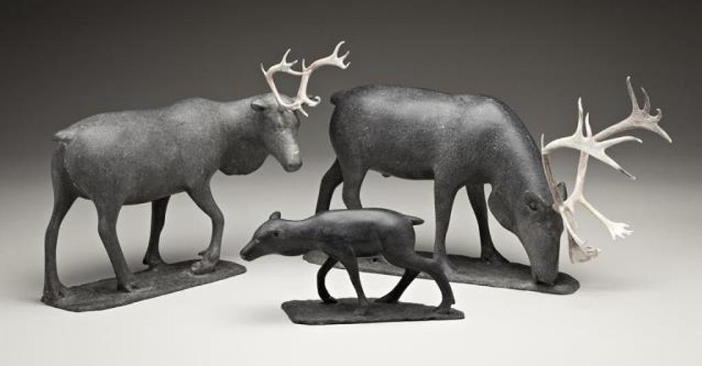 Paul Quviq Malliki (1956) - Repulse Bay, Caribou Family