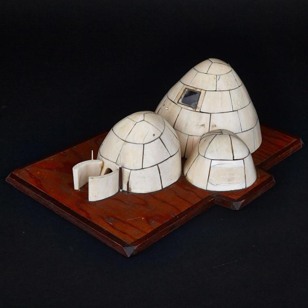 Elijah Cripple - Igloo With Family Tableau