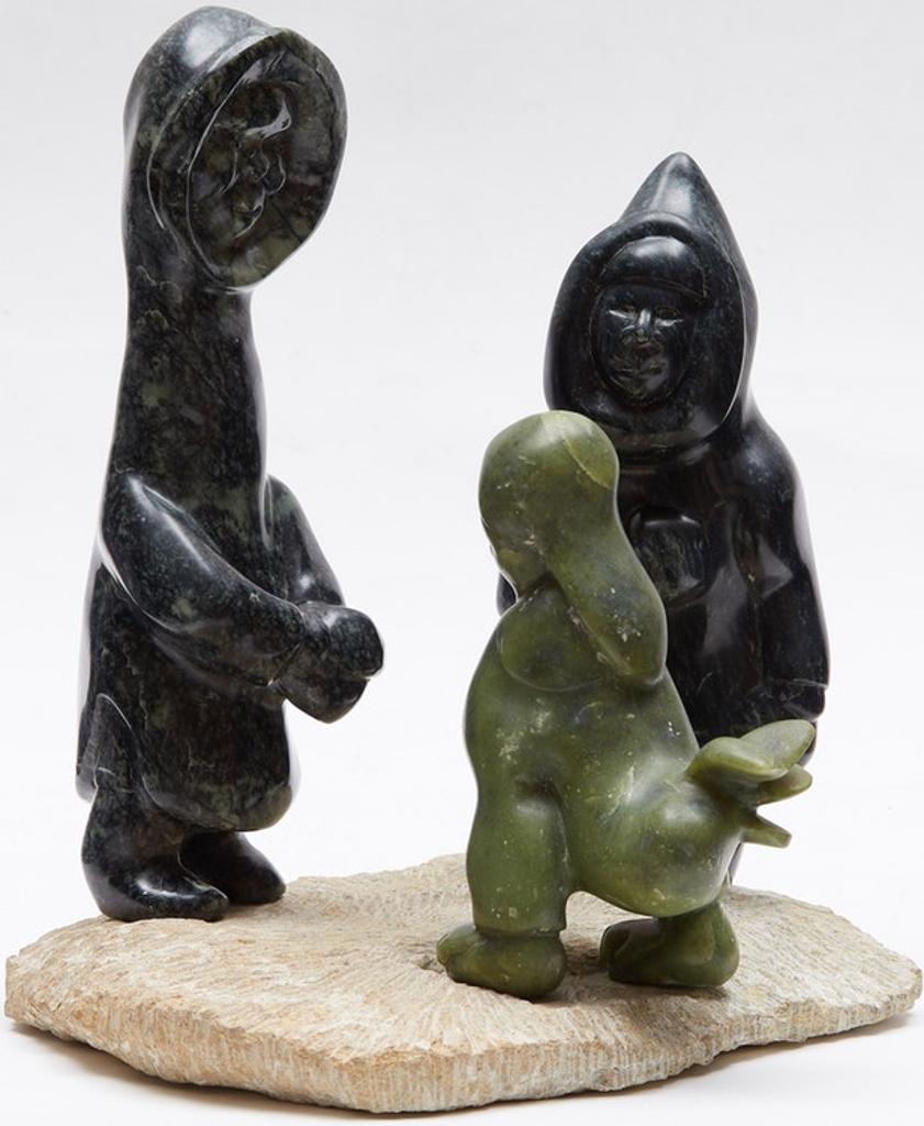 Tukiki Manomie (1952) - Three Figures
