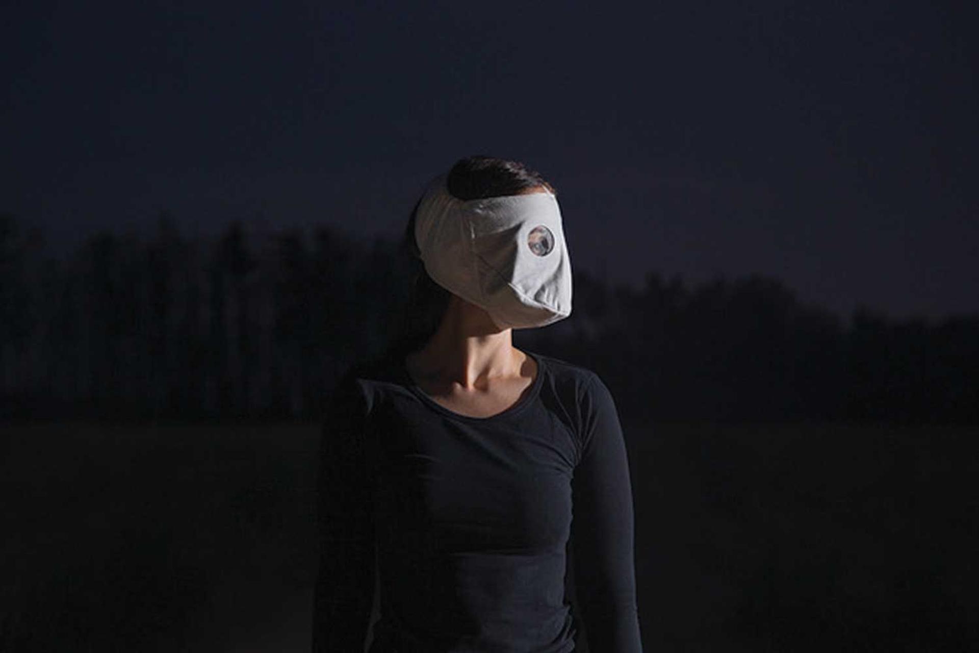 Petra Mala-Miller - East [Living in the Zone]