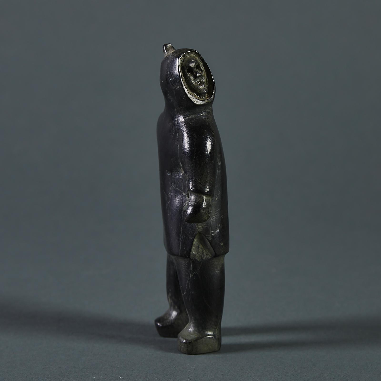 Tuna Iquliq (1935-2015) - Man Looking Over His Shoulder
