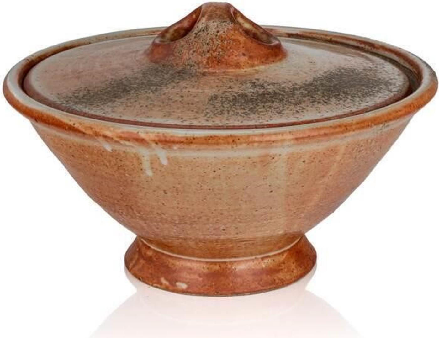 Bruce Cochrane (1953) - Glazed covered earthenware serving bowl with a glazed interior