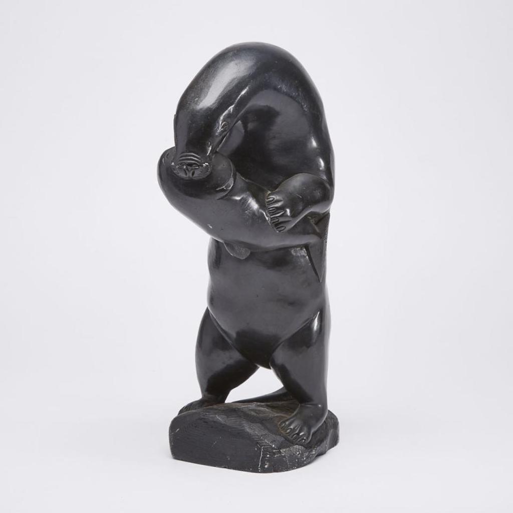 Aibilie Echalook (1940) - Otter Eating Fish