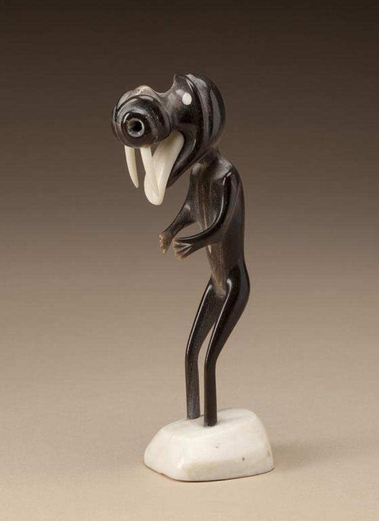 Kora Tukula - Wolf-Figure