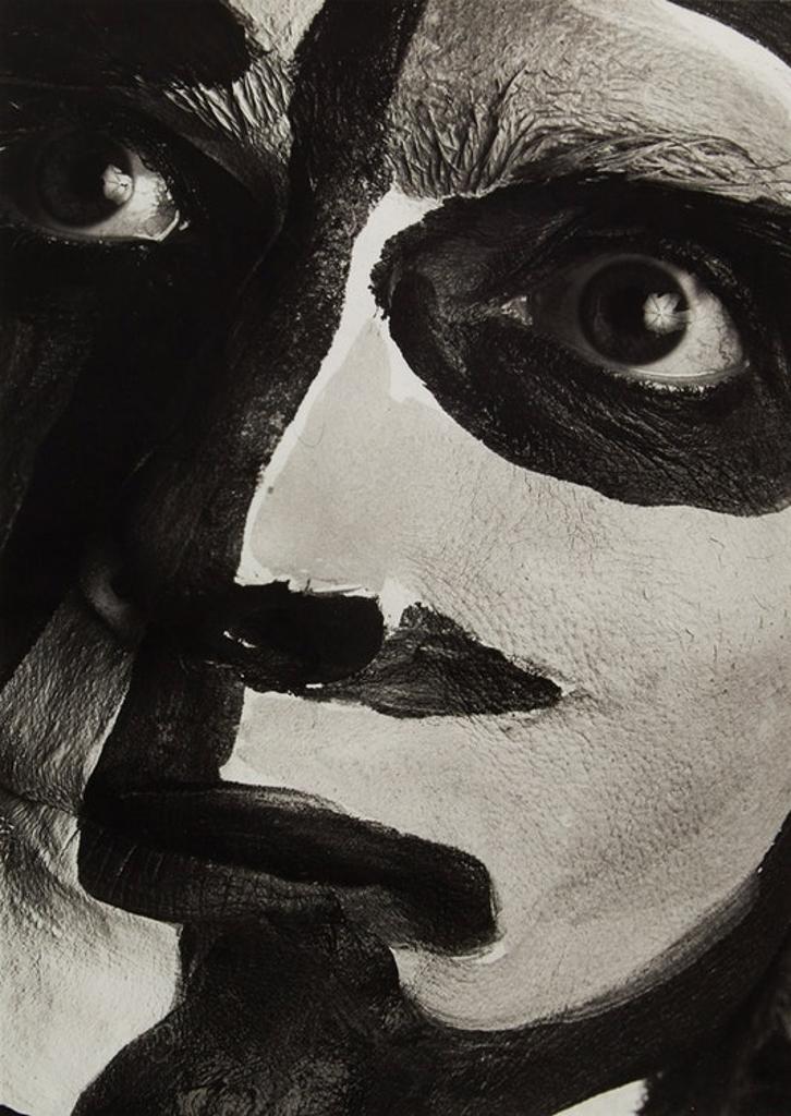 Cylla Von Tiedemann - Roberts, Black and White
