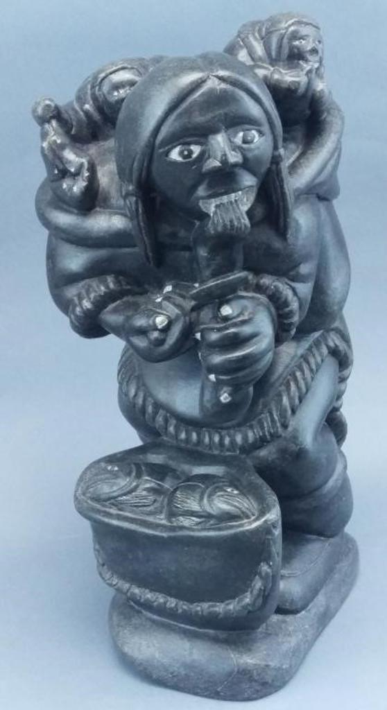 Jimmy Inarulik Arnamissak (1946-2003) - Mother and Child Boiling Fish