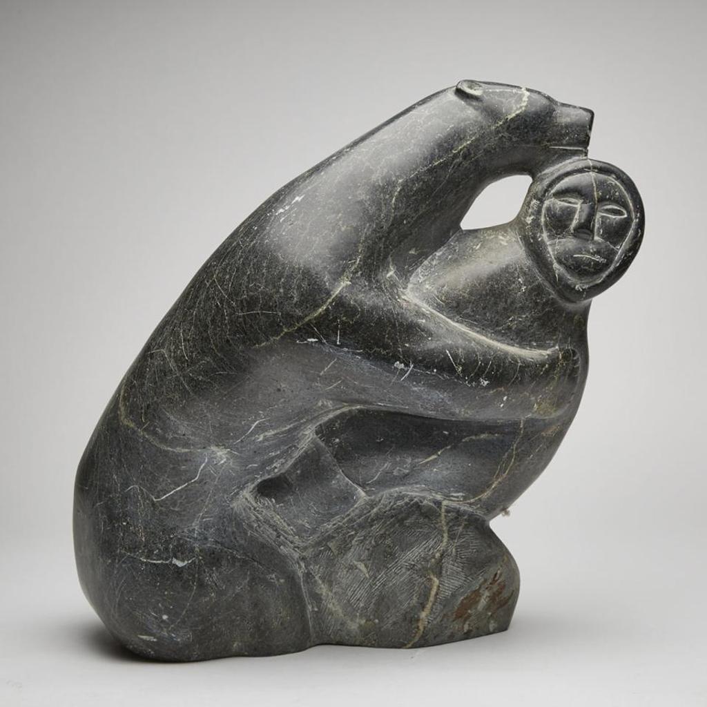 Angutautu - Figure With Polar Bear