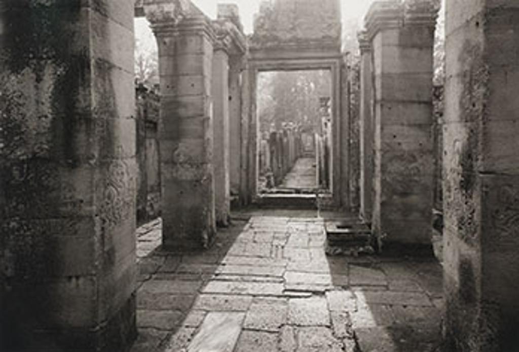 Kenro Izu (1949) - Angkor, Bayon