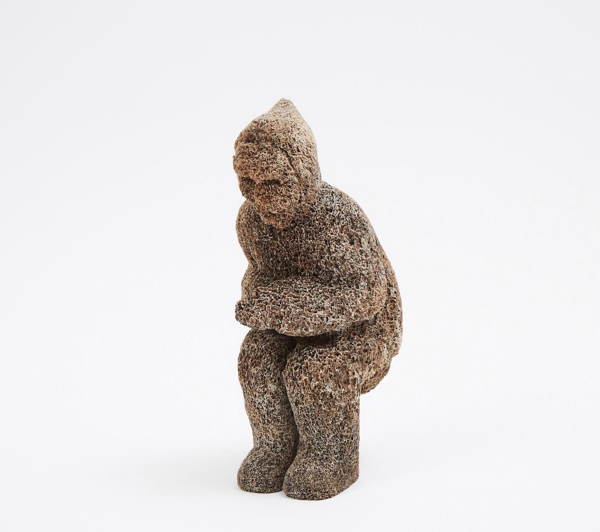 Lucy Nutarakjuk Oingonn (1934) - Squatting Hunter