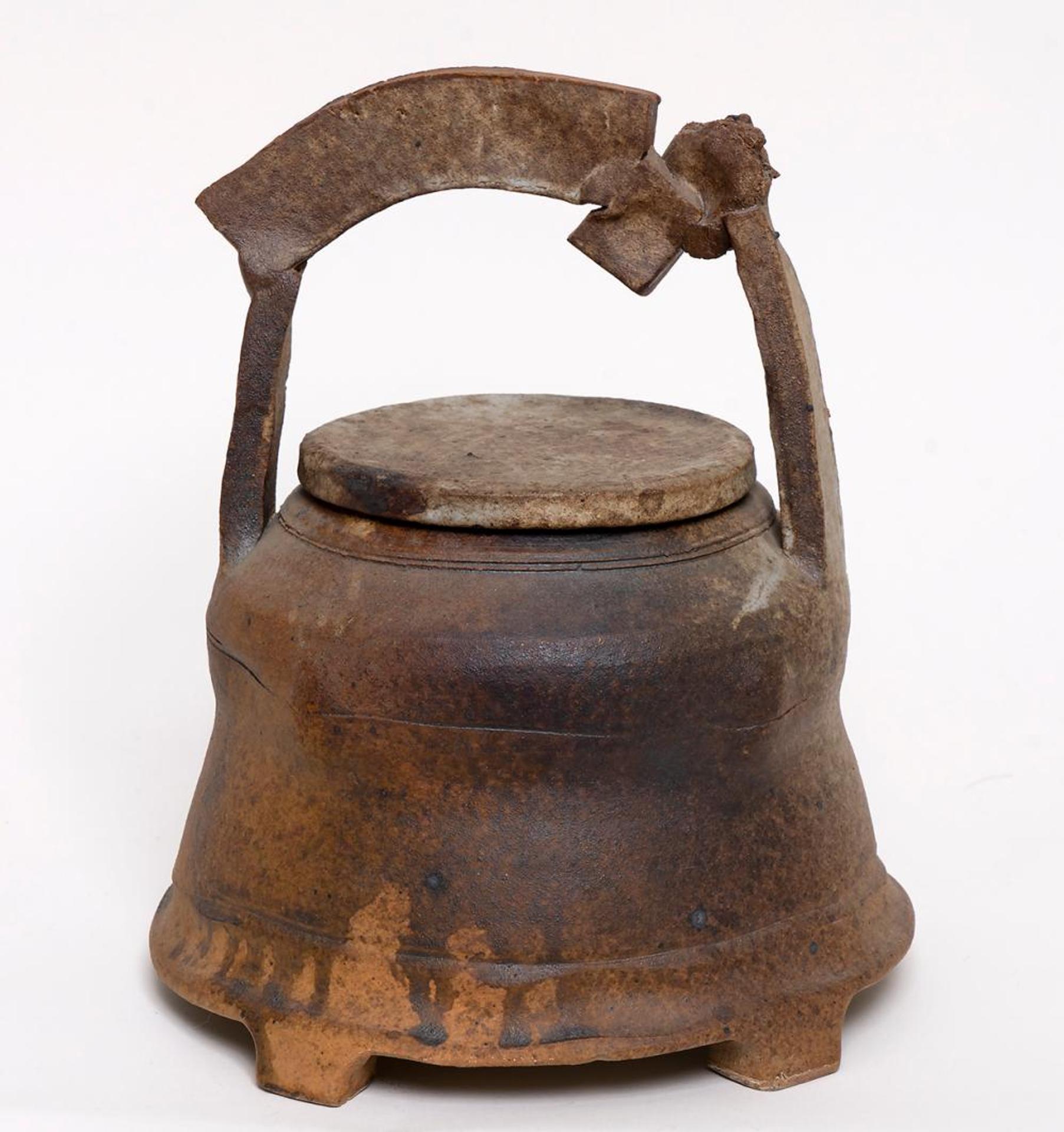 Franklyn Heisler (1949) - Chinese Style Ceramic Pot