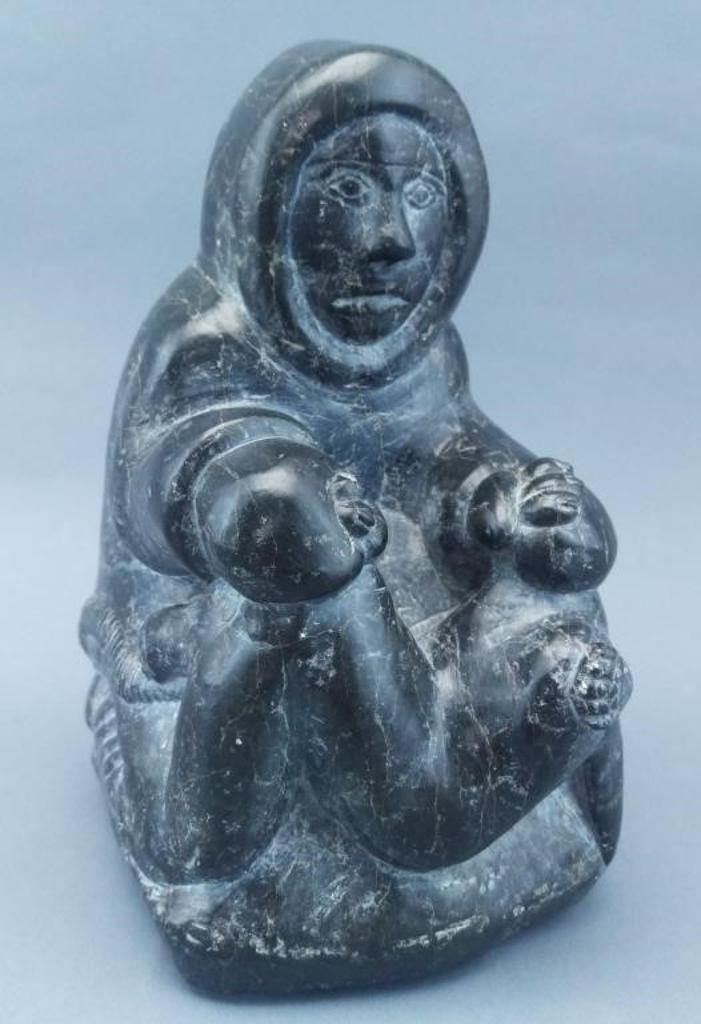 Syollie Sarollie Weetaluktuk - Hunter Kneeling with Otter